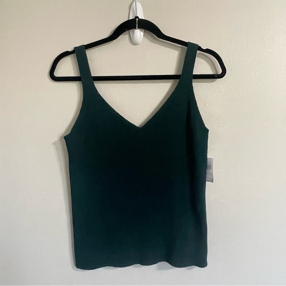 Old navy NEW with tags size medium sweater tank